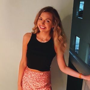 Meet your Posher, Rachel